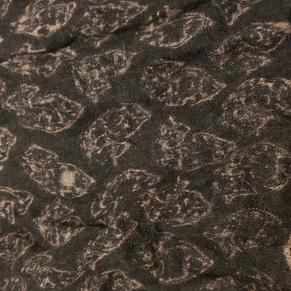 Wilfred Black and Blush Tone Wool Print Scarf - Picture 5 of 6